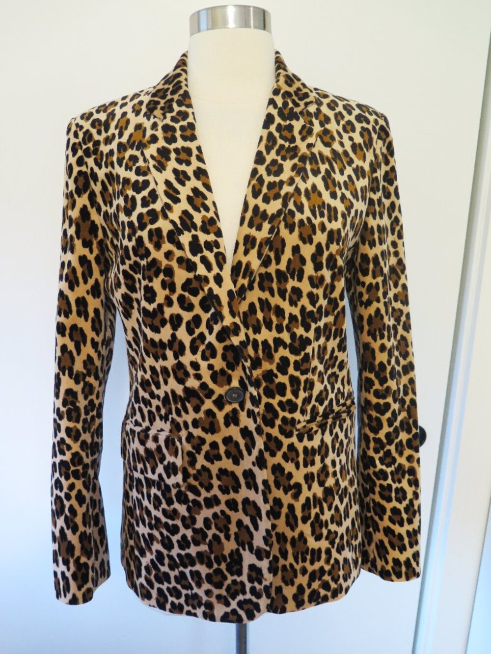 FRAME Velvet Leopard Print Blazer Size 2